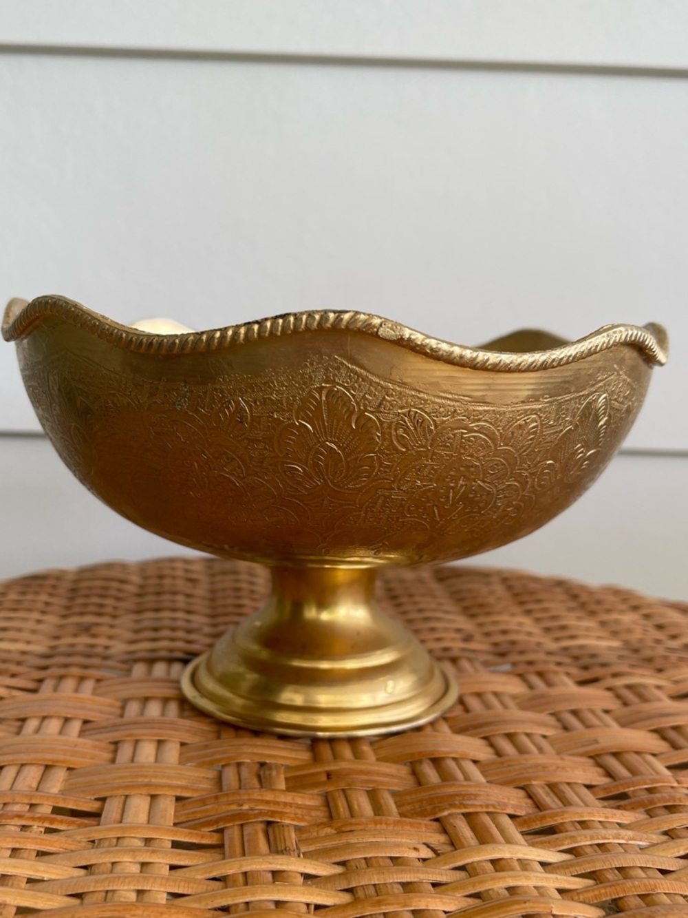 VTG Arabic/Turkish Gold Tone Footed Brass Bowl